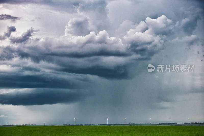 天气/大雨/阴云/气候变化